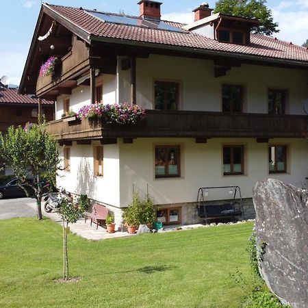 Ferienwohnung Rita Kroell Майерхофен Екстериор снимка